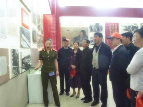 赴延安学习